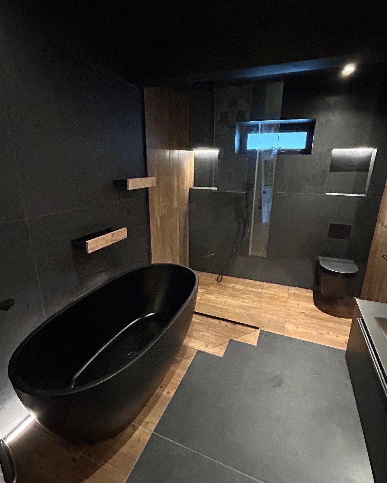 Baños y Cocinas de Alta Gama